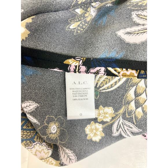 A.L.C. Olivia Floral Print Cold Shoulder V-Neck Blouse Top Black Women's Size 0 - Picture 5 of 5